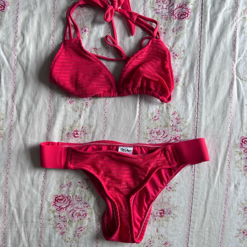 Tiny Sexy Red Bikini Set